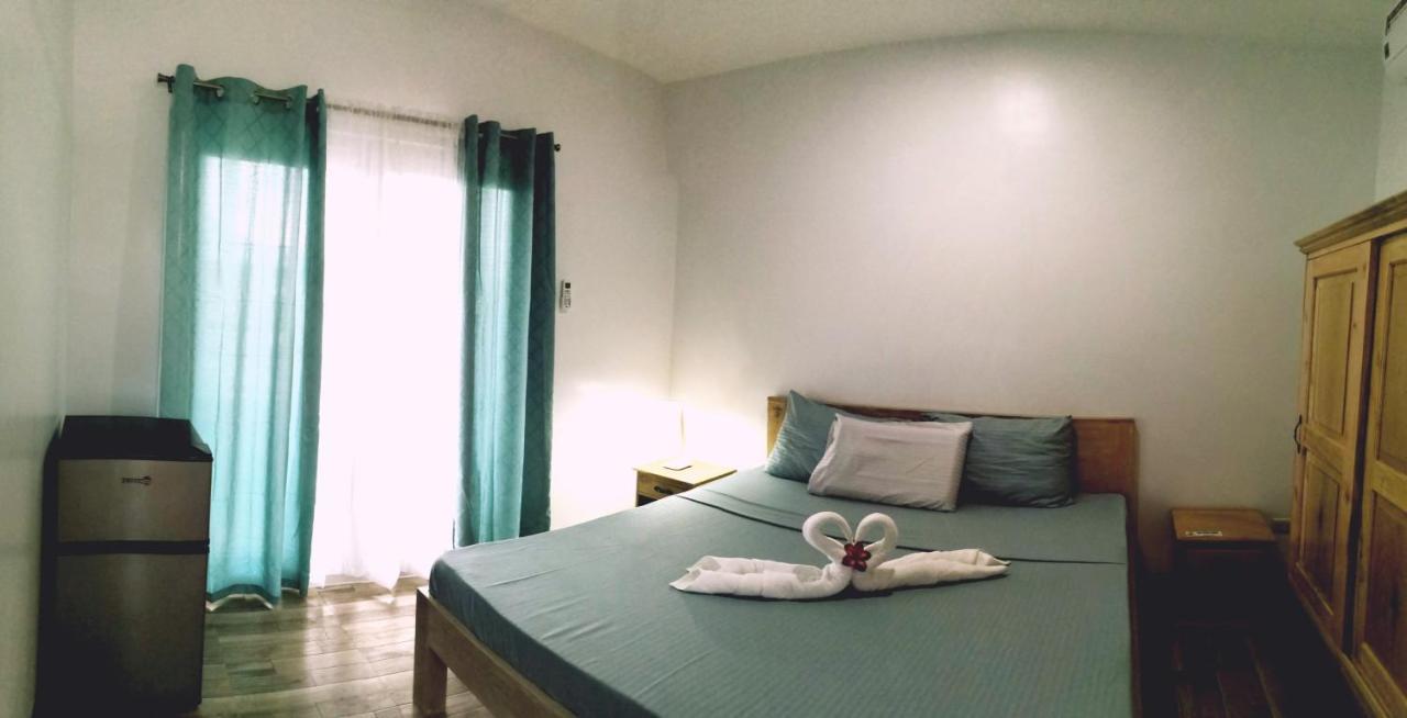 Hotel Beyond Island Moalboal Esterno foto