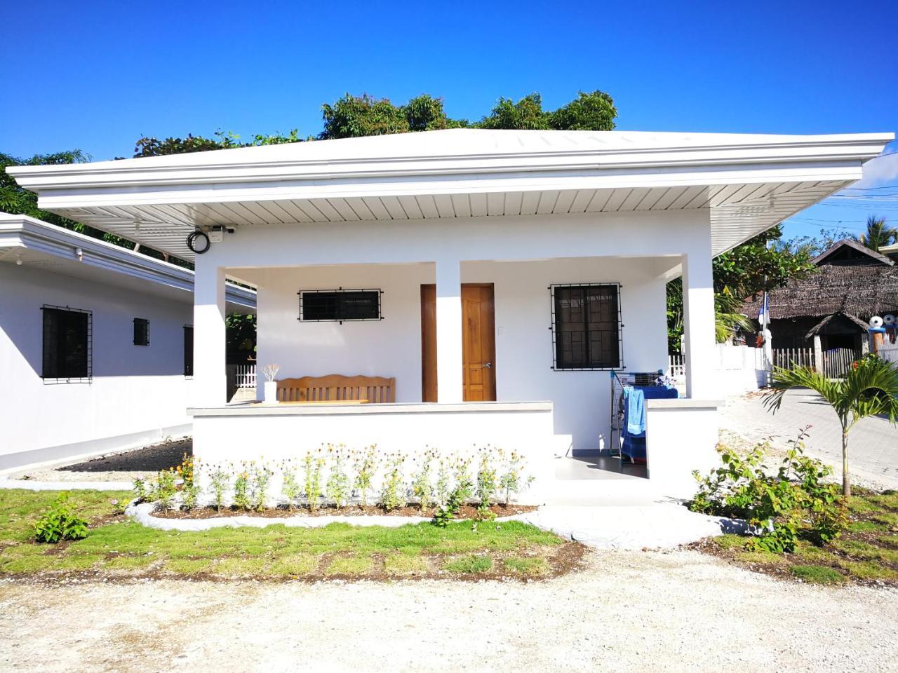 Hotel Beyond Island Moalboal Esterno foto